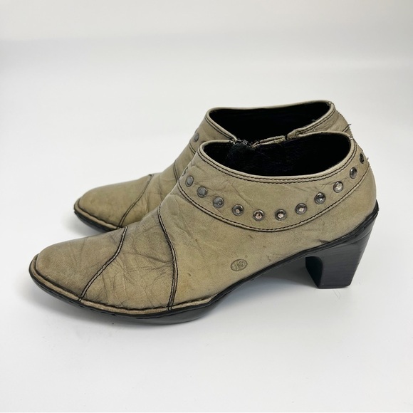 Josef Seibel Grey leather Pewter Gray Studded Ankle Boots Sz 38 - Picture 11 of 11